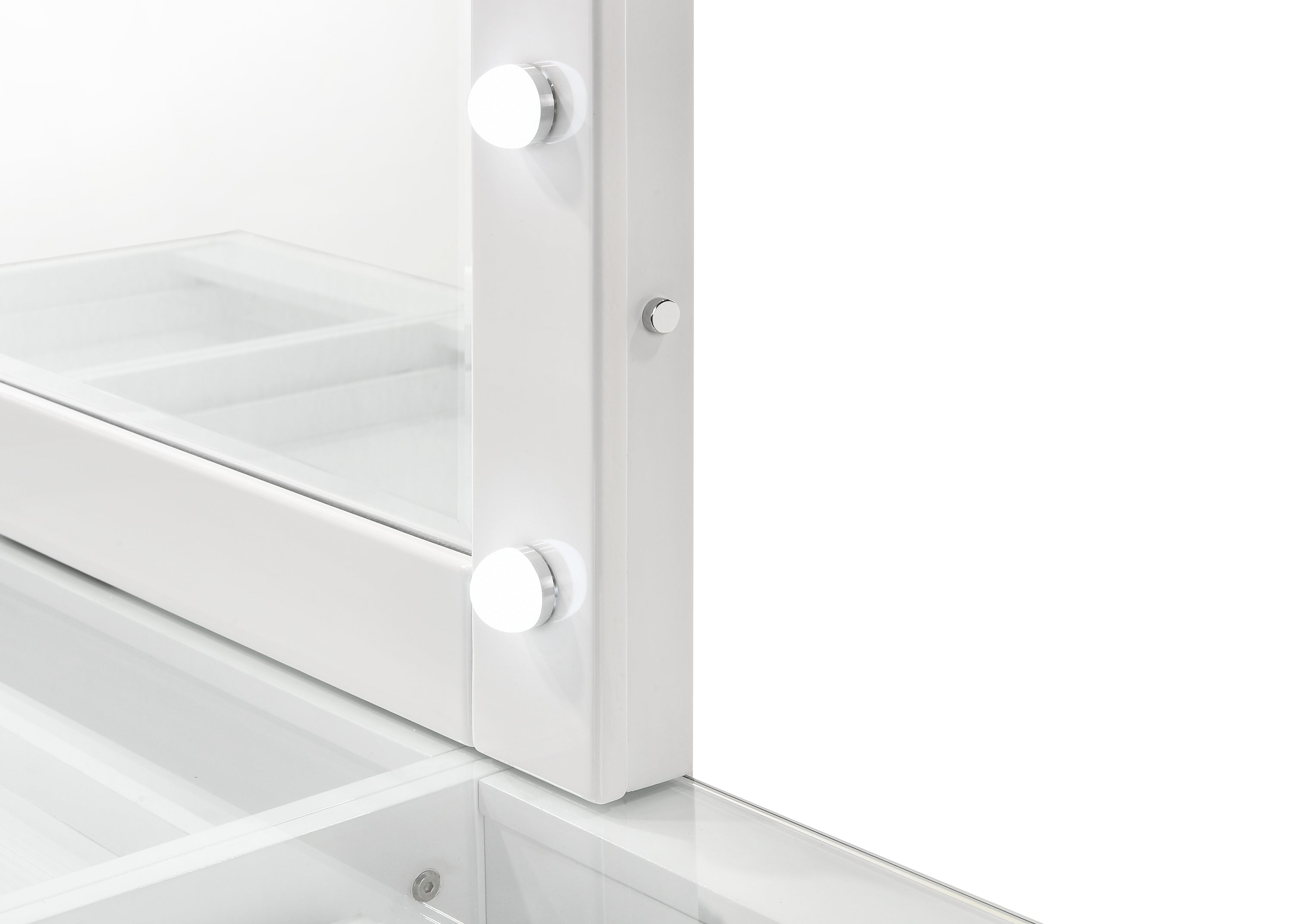 Avery Luxe Vanity Collection High-gloss White