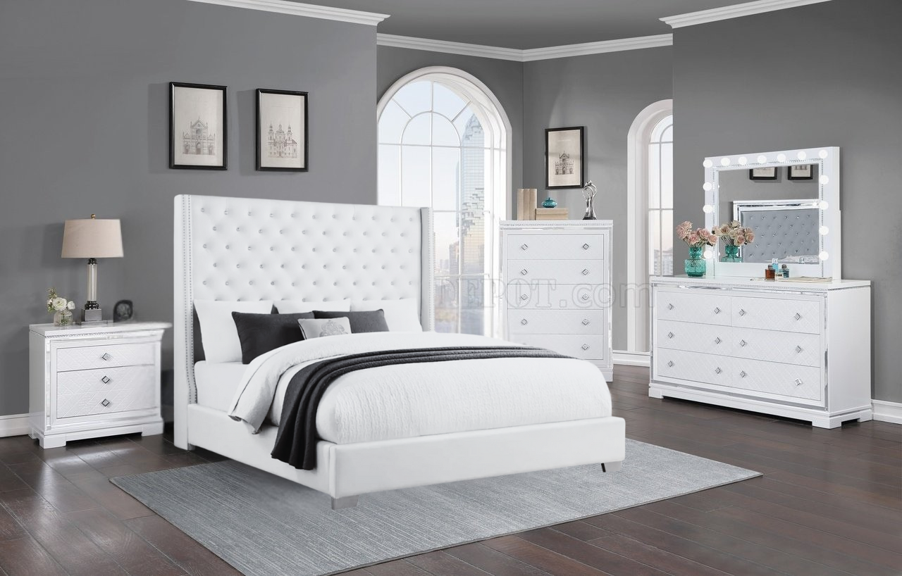 Eleanor Vanity Bedroom White Collection