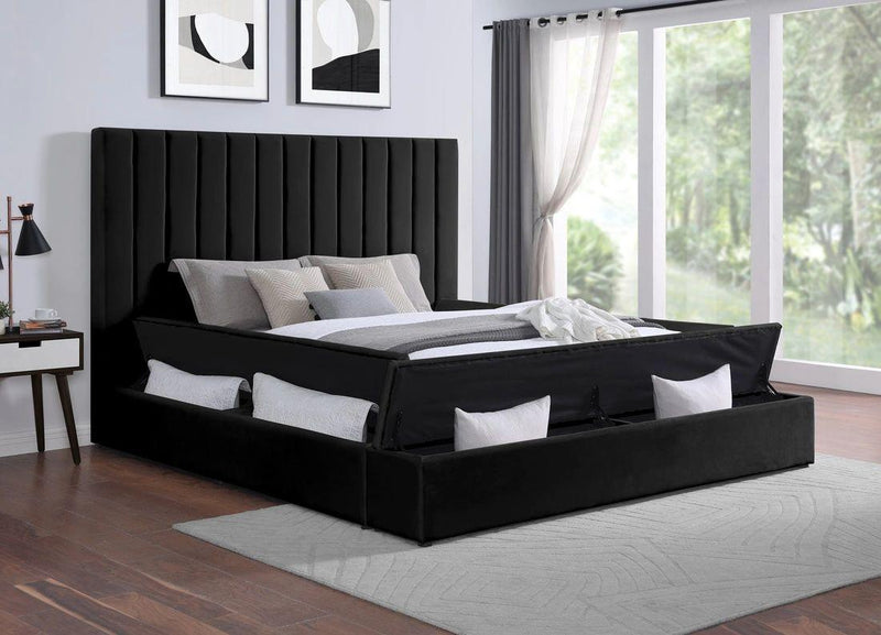 France - Black Platform Bed